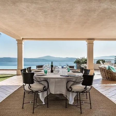 6 Bd In With Amazing Views *