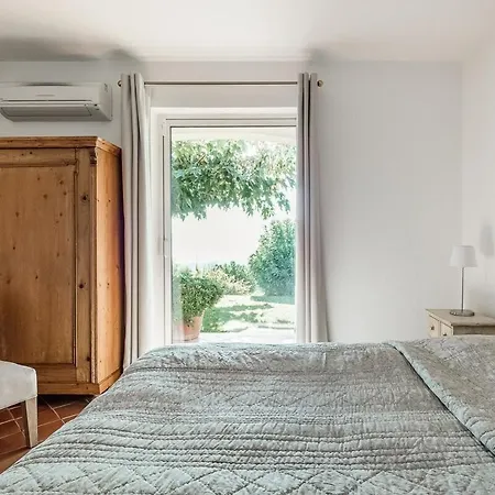 6 Bd In With Amazing Views Grimaud