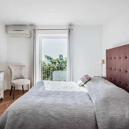 6 Bd In With Amazing Views Grimaud