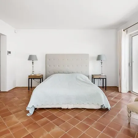 6 Bd In With Amazing Views Grimaud