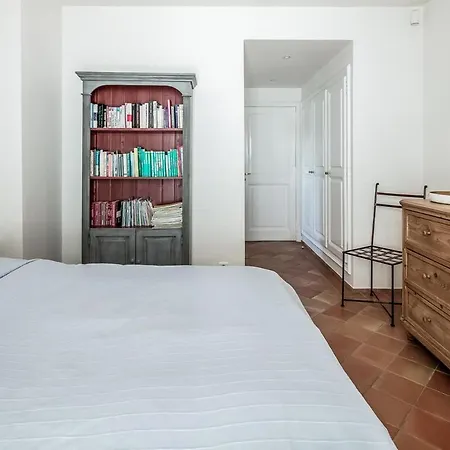 Villa 6 Bd In With Amazing Views *