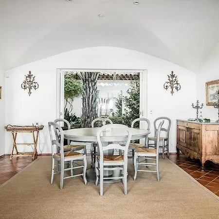 6 Bd In With Amazing Views Grimaud