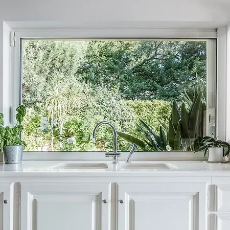 Villa 6 Bd In With Amazing Views *